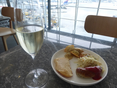 hkg7304.jpg