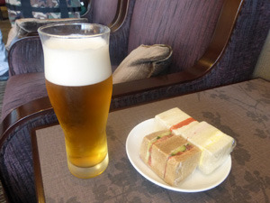 hkg7313.jpg