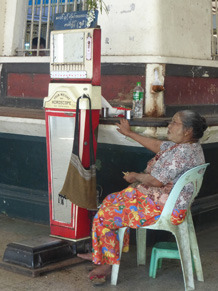 myan2210.jpg